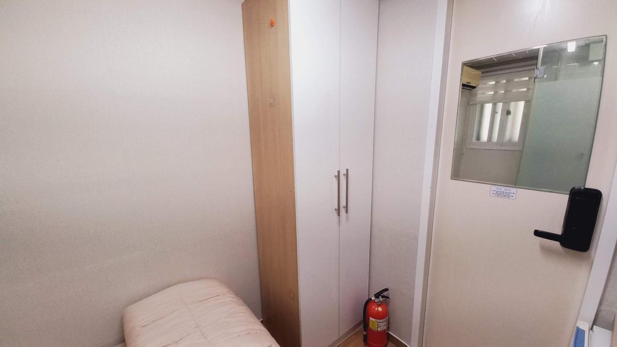 Haechi Stay Guesthouse - For Foreigners Only Seul Exterior foto